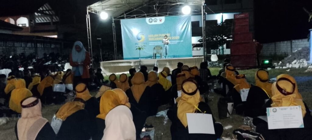 STIT AL-IBROHIMY BERTRANSFORMASI: PBAK DITUTUP DENGAN PENTAS SENI MERIAH
